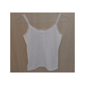 Chic Lace Sleeveless Tank Top – Feminine & Stylish